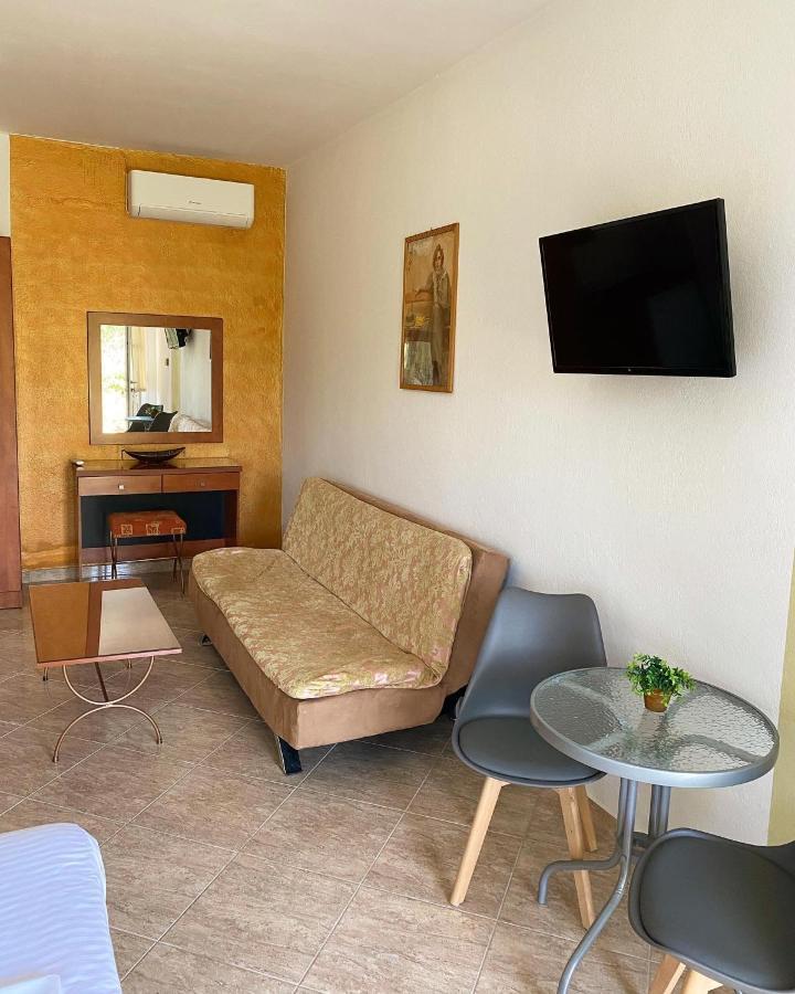 Guesthouse Anestis Ангістрон Екстер'єр фото